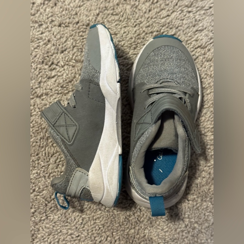 Cat & jack size 9 toddler